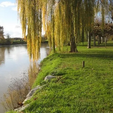 Semesterbostad De Balloche *